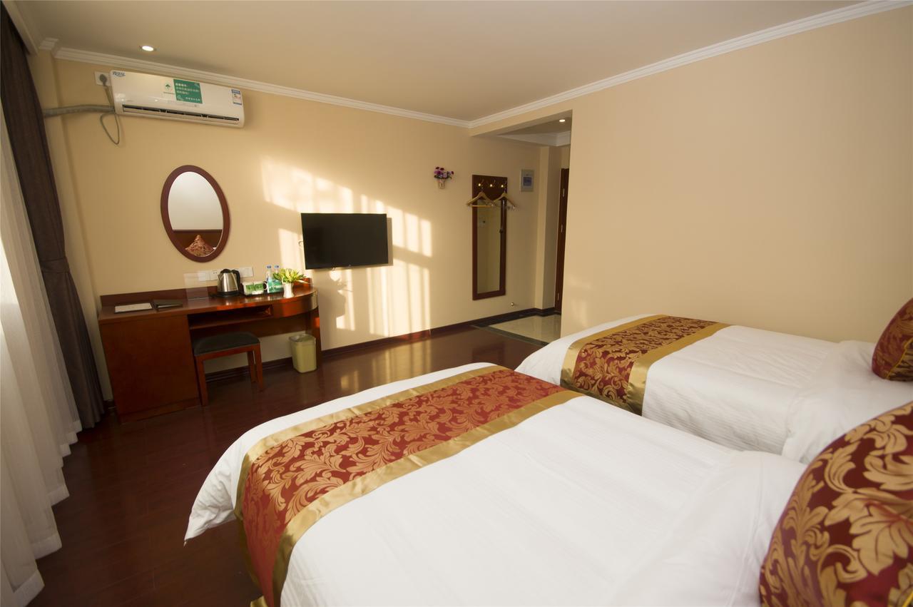 Greentree Inn Anhui Huangshan She County Huizhou Ancient City Middle Huangshan Road Business Hotel Bagian luar foto