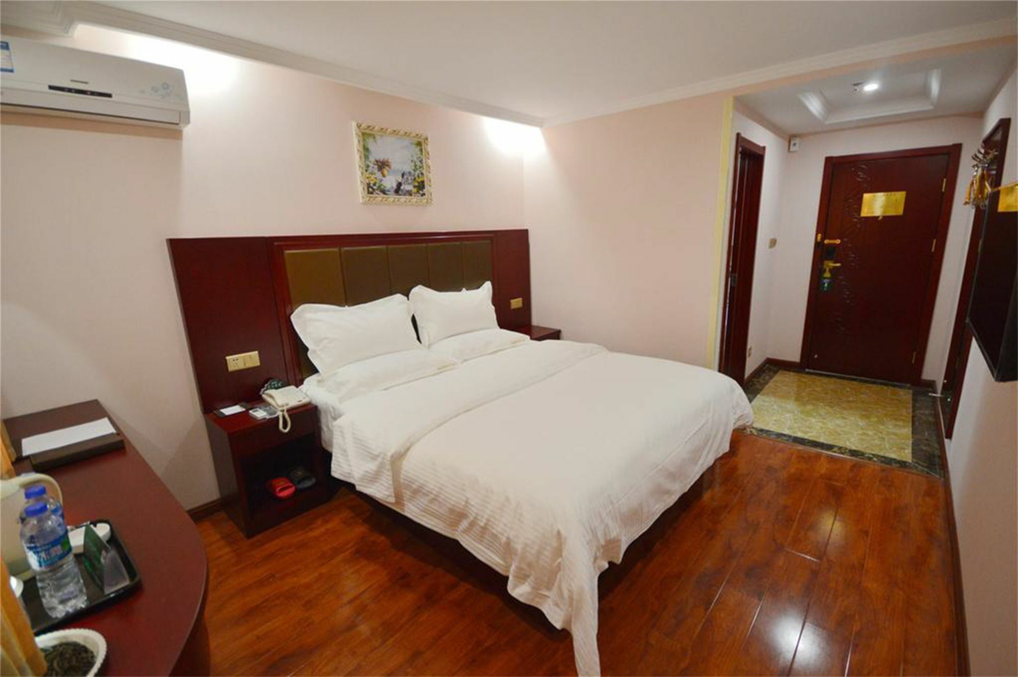 Greentree Inn Anhui Huangshan She County Huizhou Ancient City Middle Huangshan Road Business Hotel Bagian luar foto